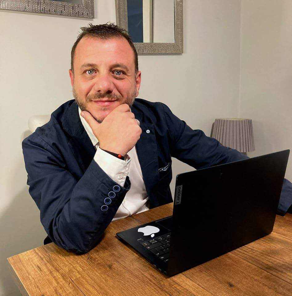 Alberto Costantino, profesor nativo italiano de Costantino Consulting